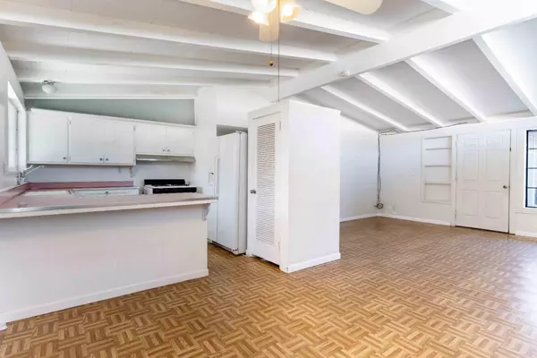 Sunnyvale, CA 94089,1337 Socorro AVE