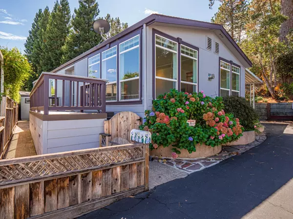 Scotts Valley, CA 95066,444 Whispering Pines 63