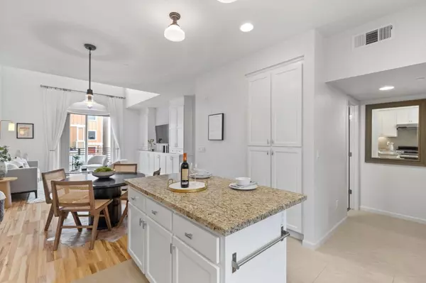 Fremont, CA 94538,40920 Olmstead TER