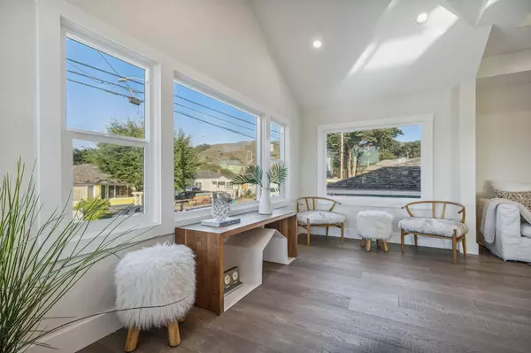 Pacifica, CA 94044,140 Carmel AVE