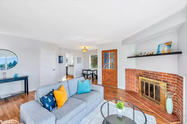 Hayward, CA 94542,24496 Margaret DR