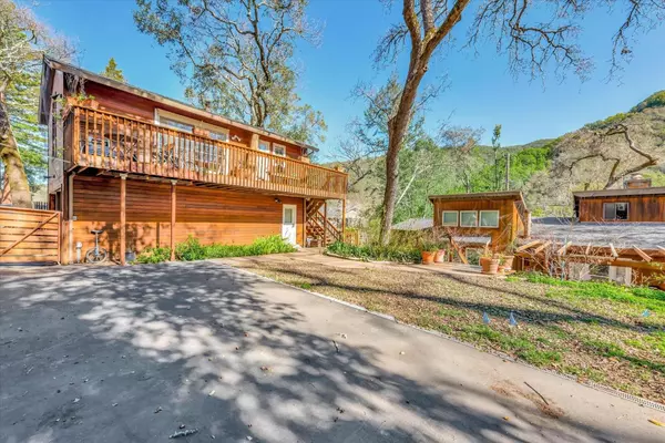 Portola Valley, CA 94028,111 Carmel WAY