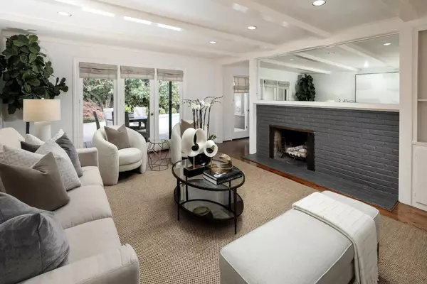 Menlo Park, CA 94025,170 Pineview LN