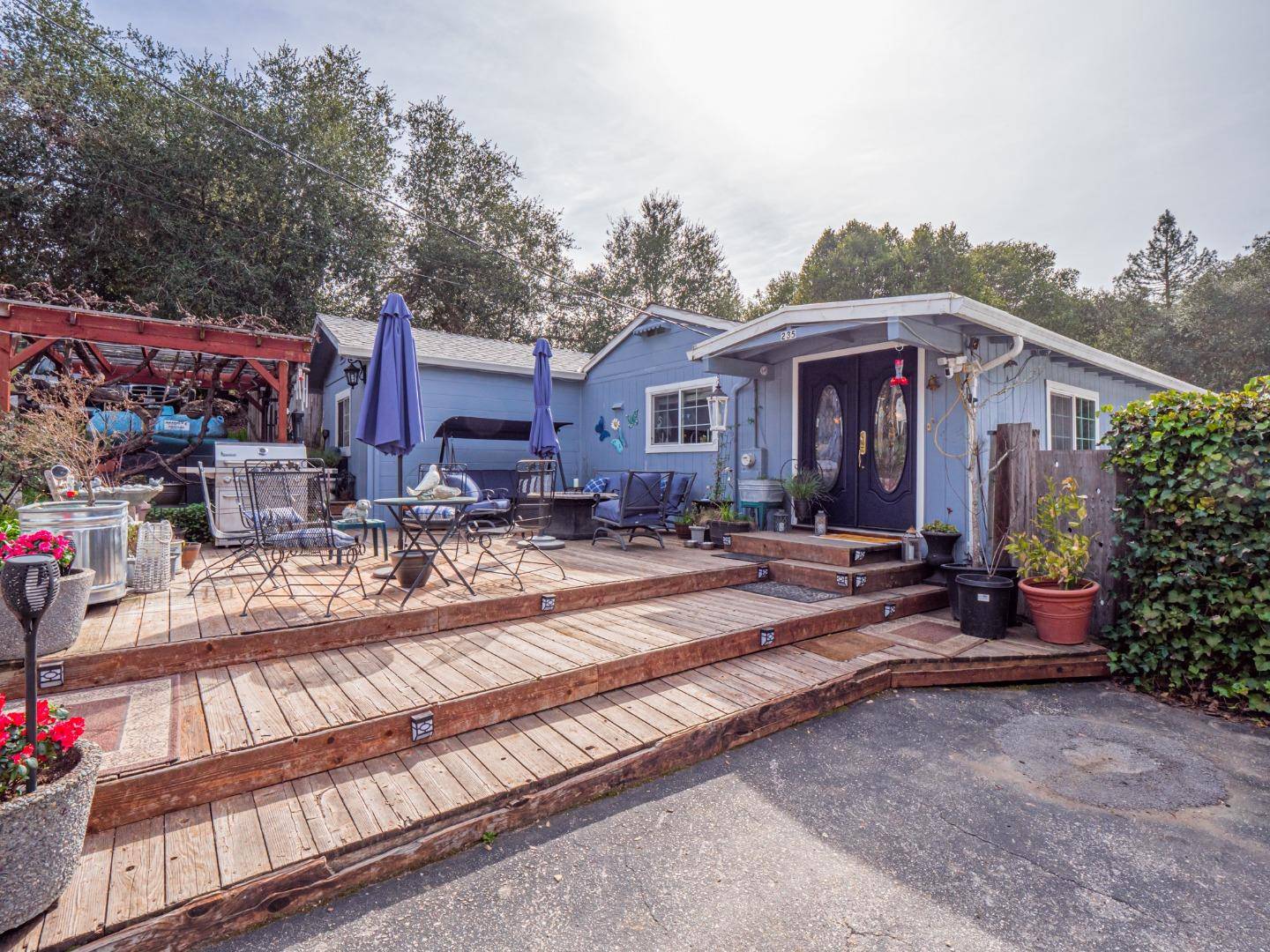 235 Apple Knoll DR, Boulder Creek, CA 95006