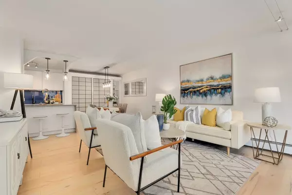 Belmont, CA 94002,400 Davey Glen RD 4325