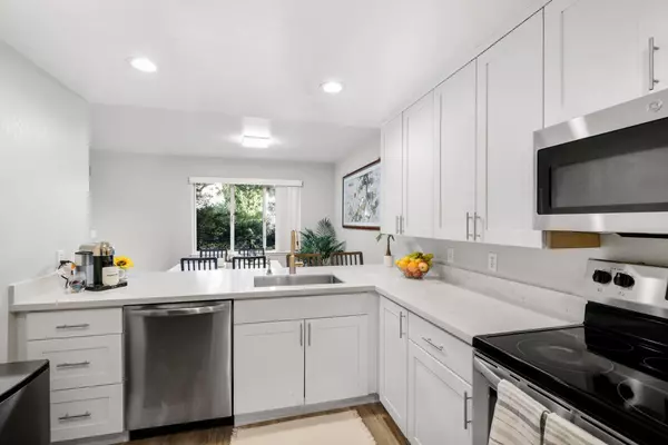 South San Francisco, CA 94080,631 Stonegate DR