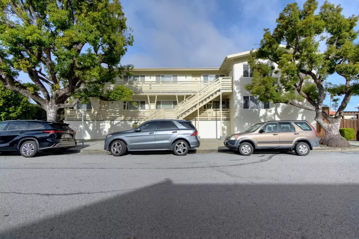 Millbrae, CA 94030,200 Chadbourne AVE