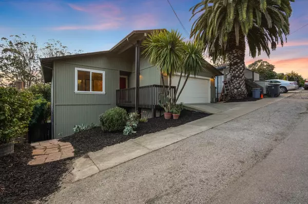 El Granada, CA 94018,548 Palma ST