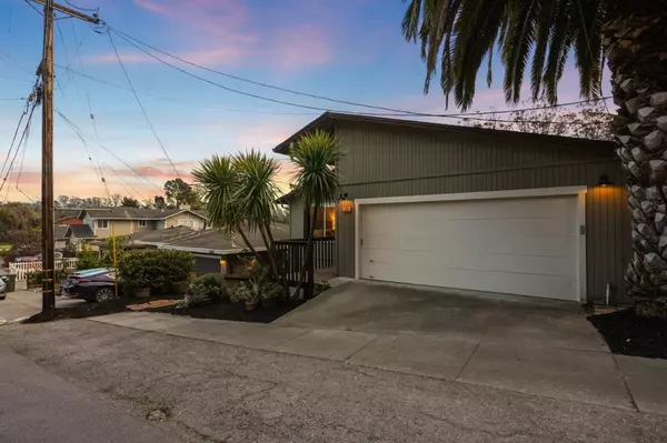 El Granada, CA 94018,548 Palma ST