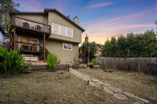 El Granada, CA 94018,548 Palma ST