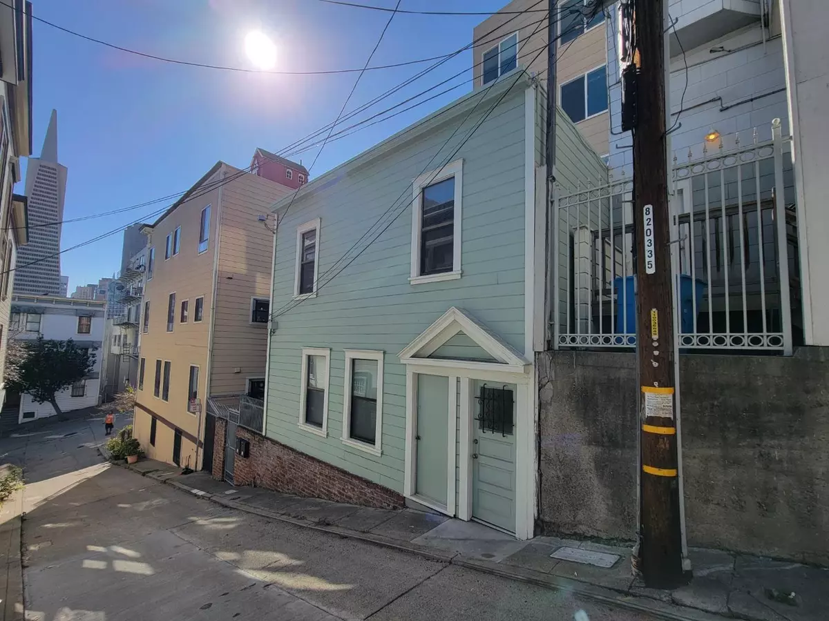 San Francisco, CA 94133,17 Hodges ALY