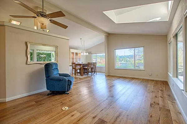 Scotts Valley, CA 95066,225 Mount Hermon RD 84