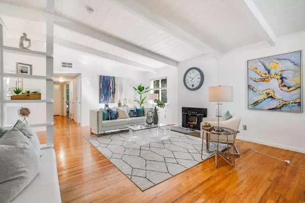 Menlo Park, CA 94025,79 Lorelei LN