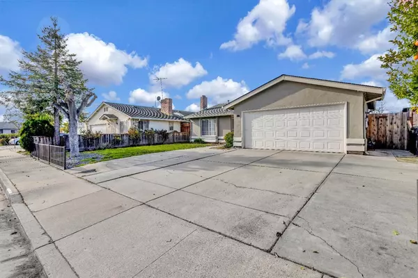 San Jose, CA 95116,255 Esmeralda CT