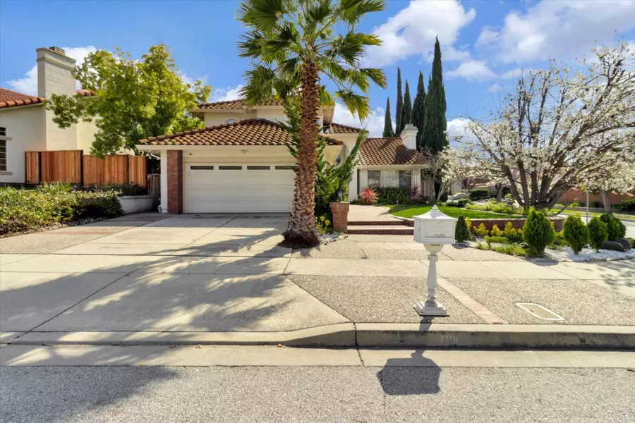 2116 Skyline DR, Milpitas, CA 95035