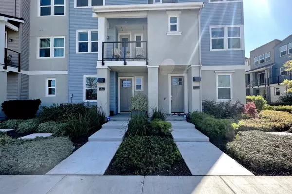 Sunnyvale, CA 94085,840 E Duane AVE 4