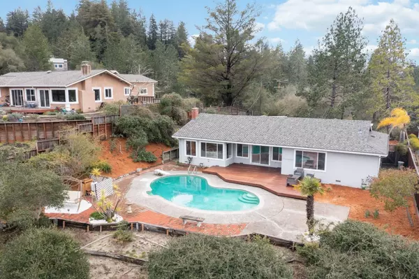 Scotts Valley, CA 95066,895 Whispering Pines DR