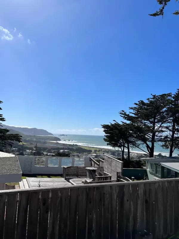 Pacifica, CA 94044,430 Fullerton ST