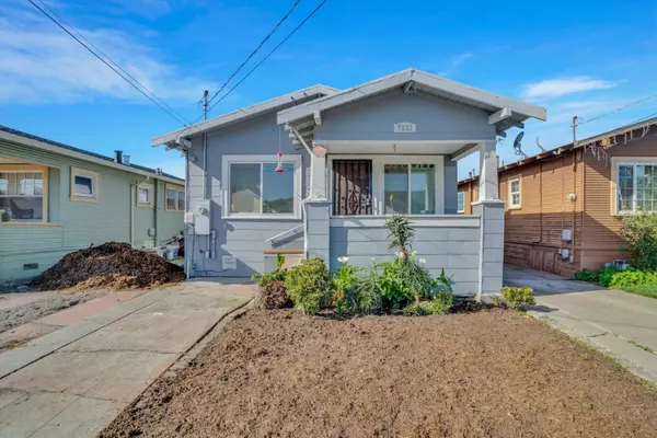 7521 Halliday AVE, Oakland, CA 94605