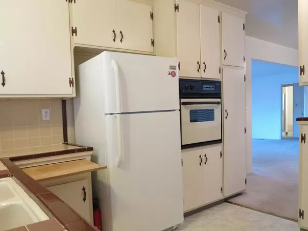 Pacifica, CA 94044,229 Reichling AVE