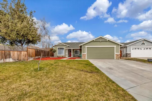 1430 Brighton DR, Hollister, CA 95023