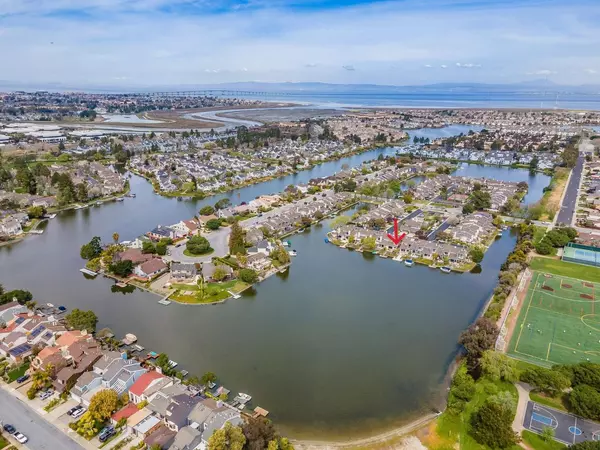 Redwood Shores, CA 94065,15 Spinnaker PL