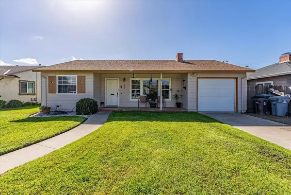 237 Loma DR, Salinas, CA 93906