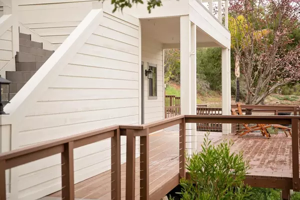 Carmel Valley, CA 93924,31315 Via La Naranga