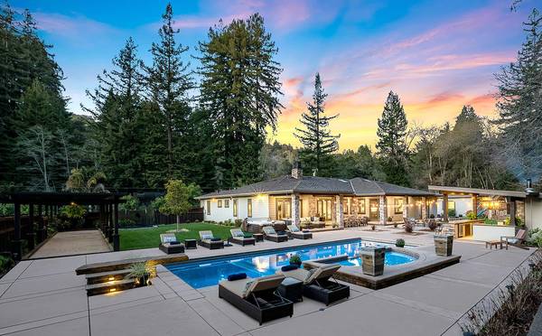 2070 Green Valley RD, Watsonville, CA 95076