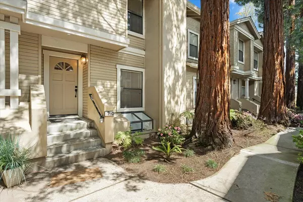 939 La Mesa TER D, Sunnyvale, CA 94086