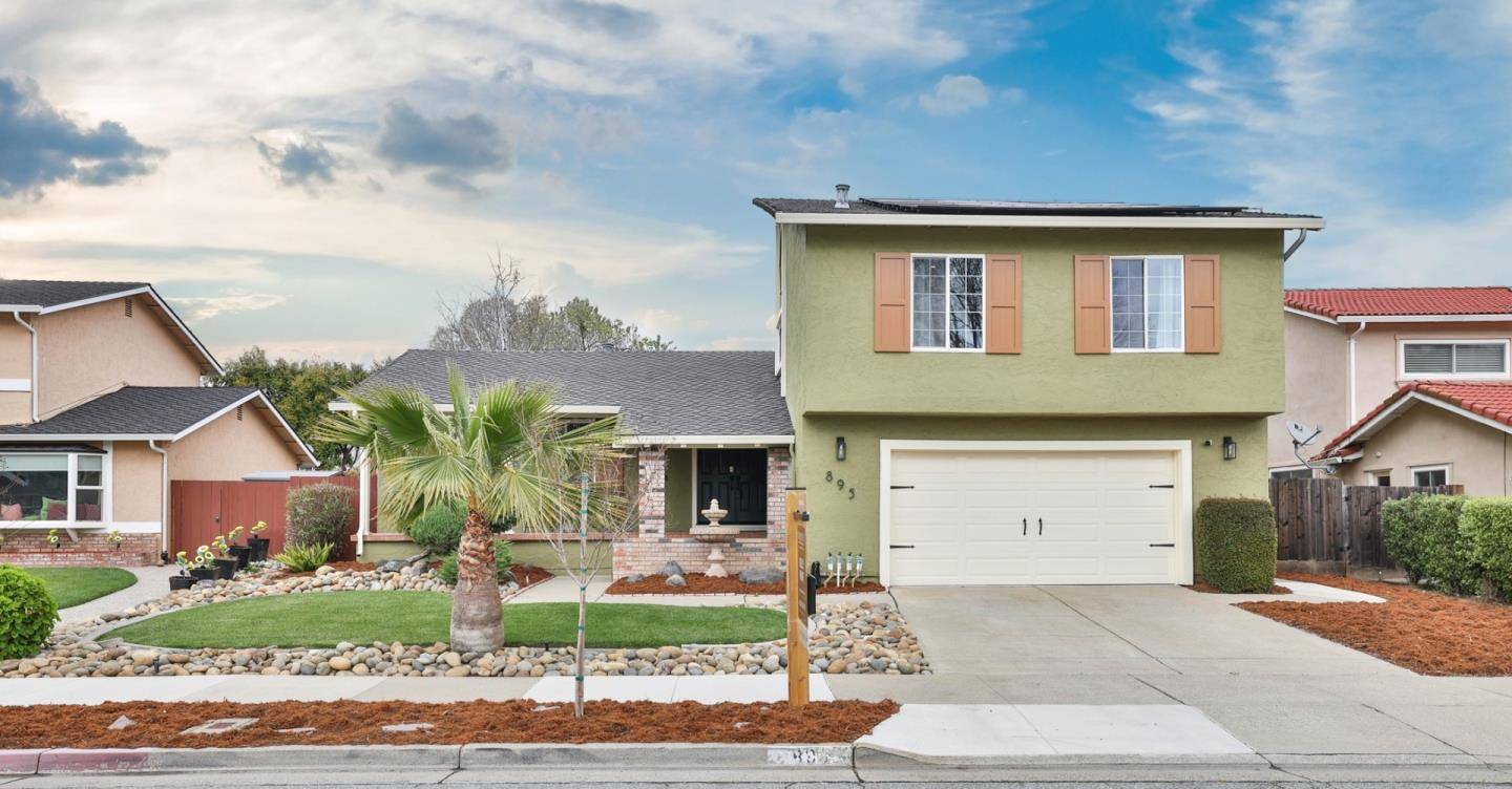 895 W 8th ST, Gilroy, CA 95020