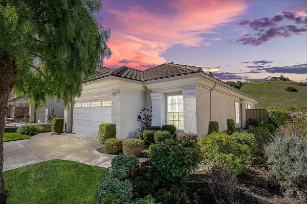 Salinas, CA 93908,27363 Bavella WAY