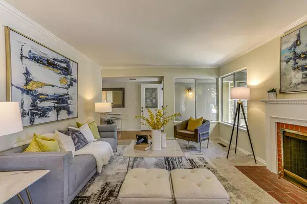 Sunnyvale, CA 94086,475 Senna CT