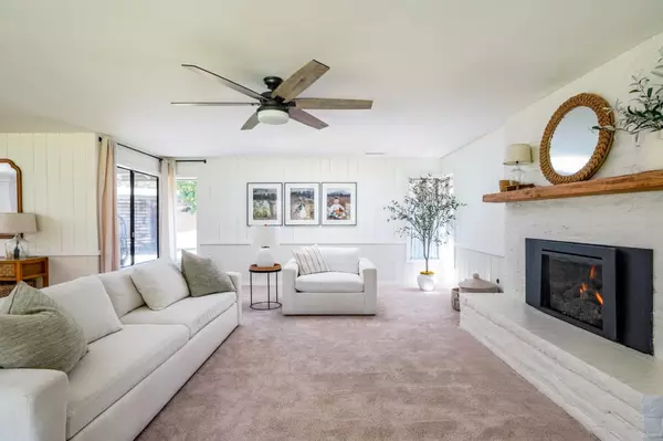 Carmel Valley, CA 93924,260 W Carmel Valley RD