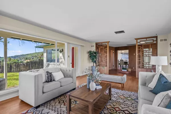 San Jose, CA 95127,15865 Siesta Vista DR