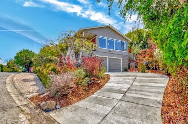 1580 Molitor RD, Belmont, CA 94002