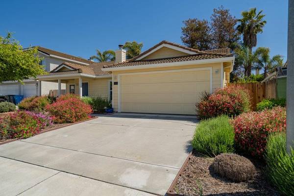 Hollister, CA 95023,2175 Teakwood CT