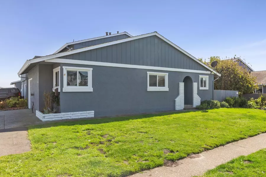 1026 Suzanne CT, Half Moon Bay, CA 94019