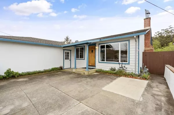 Pacifica, CA 94044,1452 Flores DR