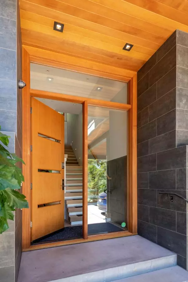 Portola Valley, CA 94028,118 Ramona RD