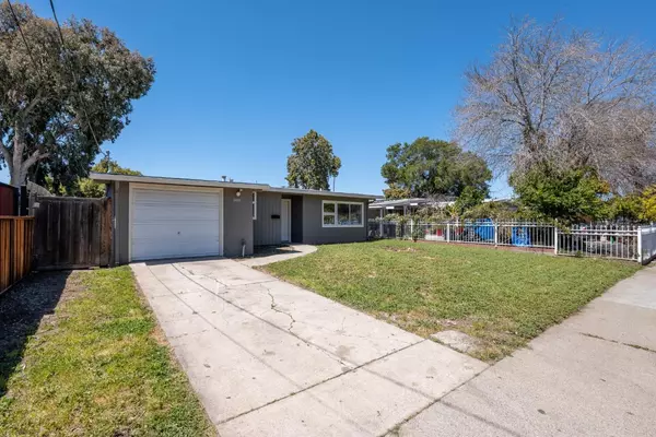 East Palo Alto, CA 94303,2407 Gonzaga ST