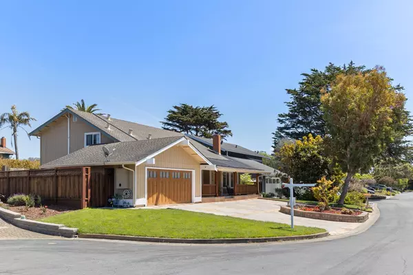 Half Moon Bay, CA 94019,2056 Avignon PL