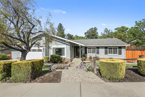 33 Petar CT, Clayton, CA 94517