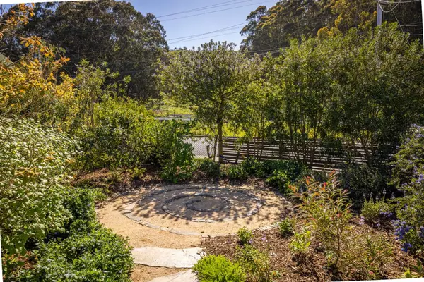 Pacifica, CA 94044,1409 Peralta RD