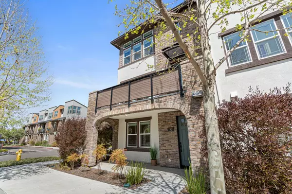 Sunnyvale, CA 94085,560 Galt TER 5