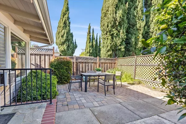 Sunnyvale, CA 94089,1125 Blazingwood DR