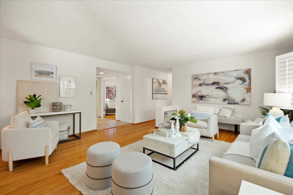 Mountain View, CA 94040,3463 Woodstock LN