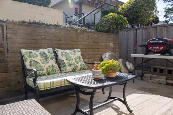 South San Francisco, CA 94080,3713 Carter DR