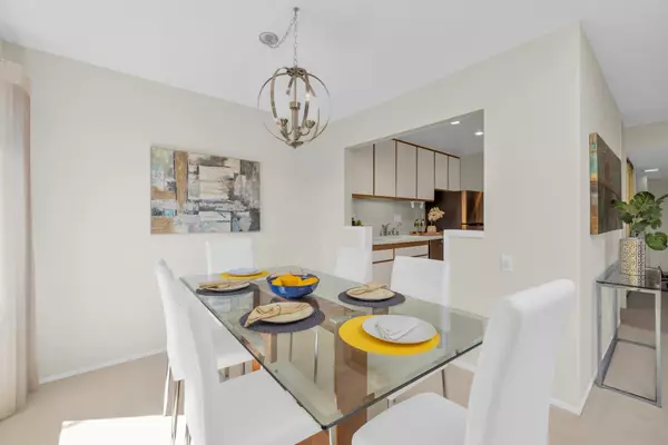 San Carlos, CA 94070,3336 La Mesa DR 8