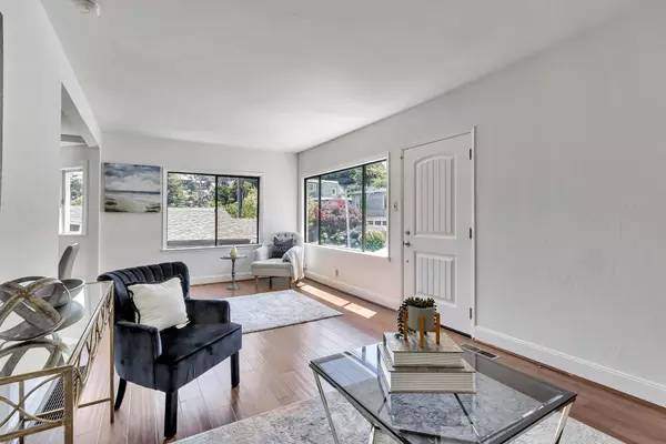 Brisbane, CA 94005,304 Klamath ST